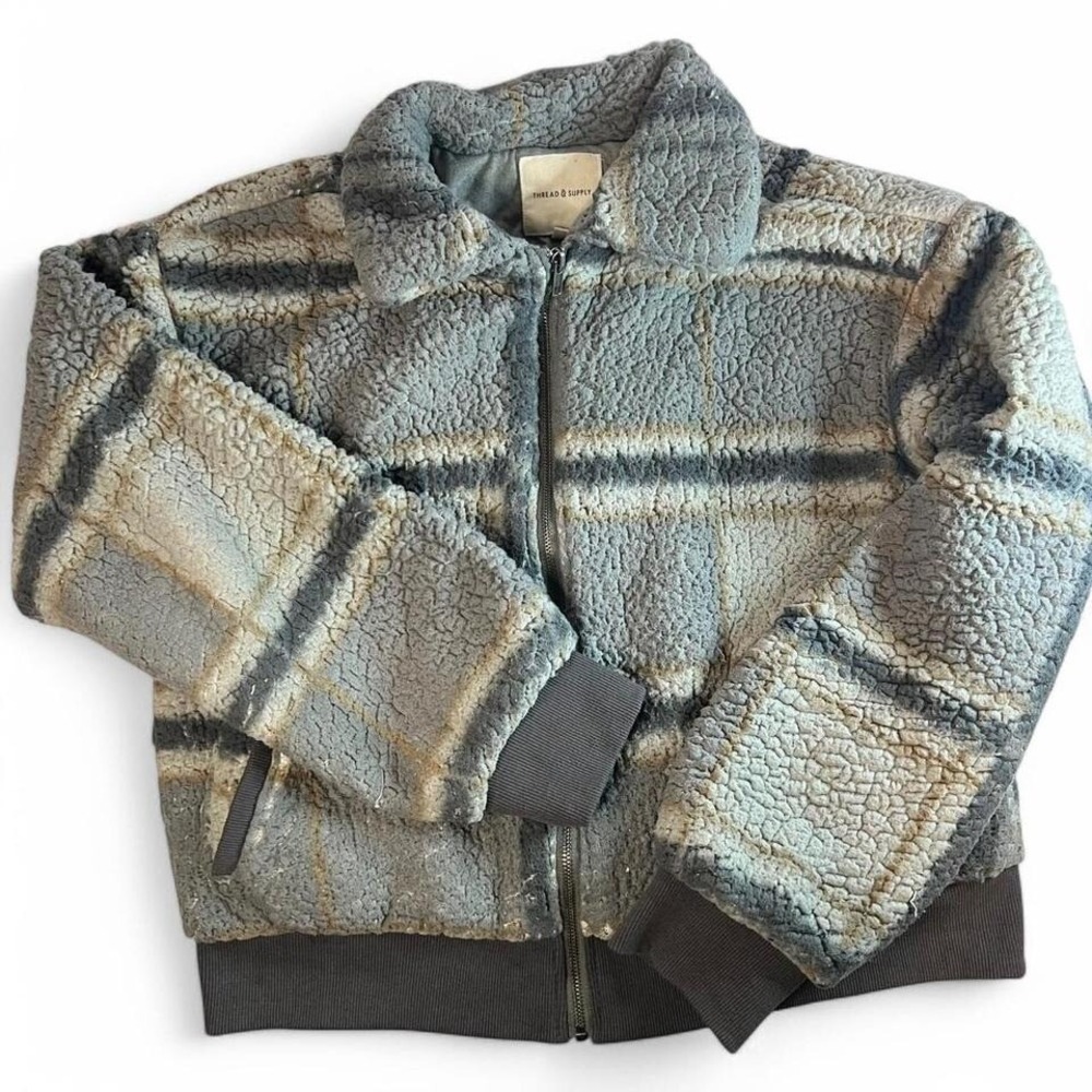 Thread and Supply Full Zip Jacket Size Medium